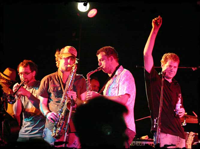cd launch: the zoo